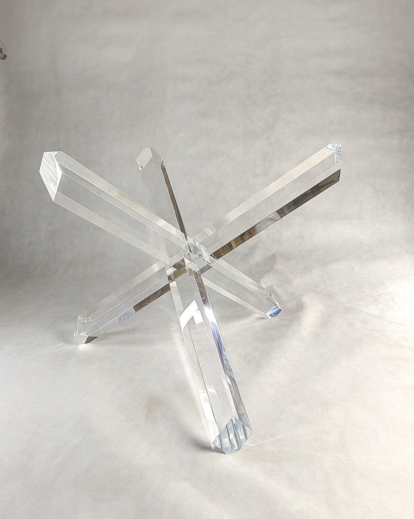 Clear acrylic table base made of crossed beams